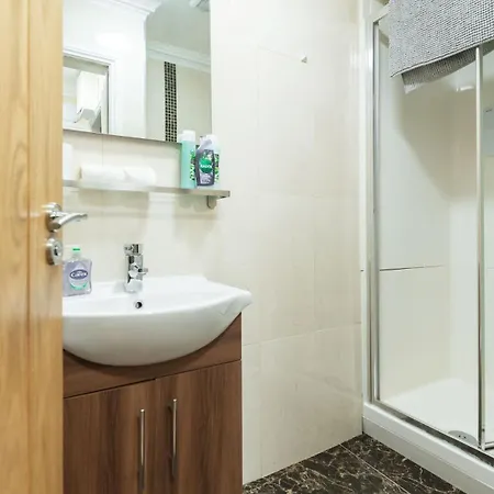 1bed Reliable Fast Wifi & Tv *