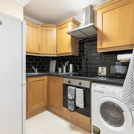 1bed Reliable Fast Wifi & Tv Apartman